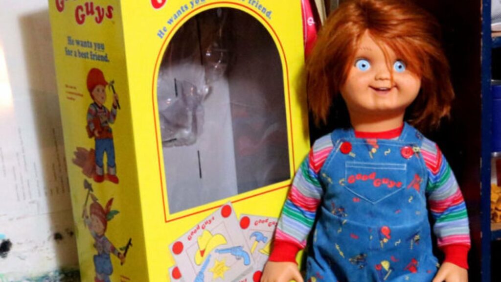 Chucky la bambola che si muove e parla senza batterie