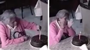 Festeggiava il suo compleanno da sola al ristorante con una torta: anziana signora riceve una sorpresa inaspettata (VIDEO)