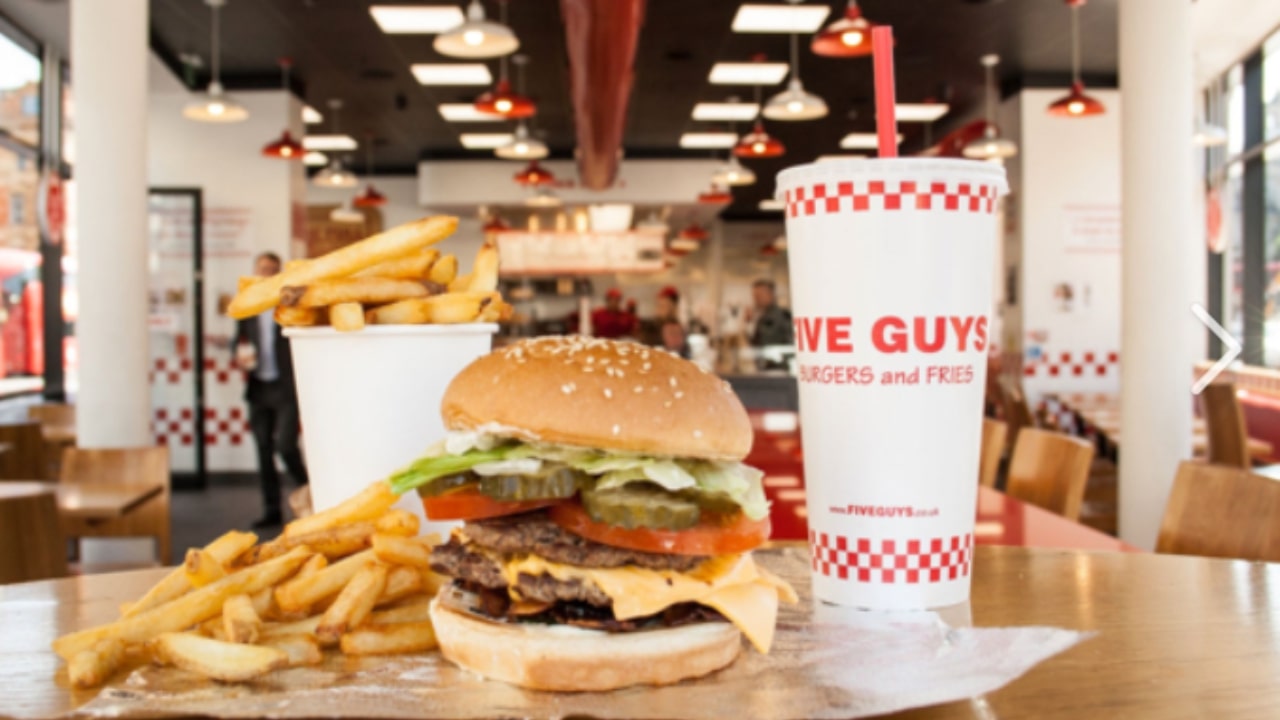 Il cantante da Five Guys