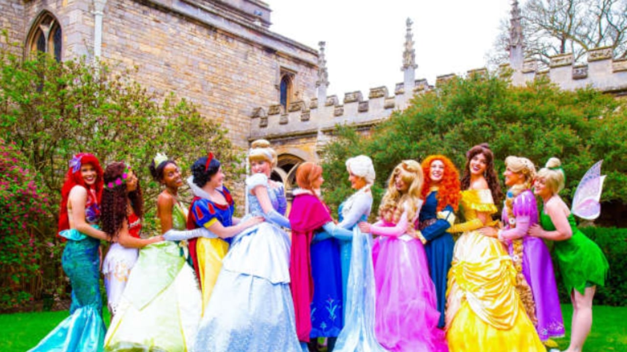 Ragazza diventa una principessa Disney