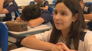 Bambina di 11 anni trova un nuovo metodo per calcolare la radice quadrata, le riviste scientifiche la pubblicano